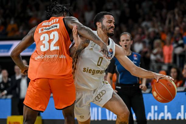 需要等到更 需要等到更